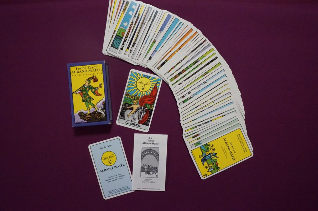 Le Tarot du Sentier Ancestral - Jeu de 78 Cartes - Cartes de voyance avec  Explication des 78 Lames (livret en FR) - Jeu de Tarot Divinatoire à